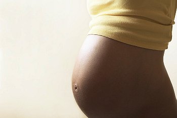 ► Почему в 1, 2, 3 триместре беременности бывают желтые выделения без запаха и зуда, желто-зеленые, желто-коричневые или желто-белого цвета?
