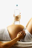 Как предотвратить появление растяжек во втором триместре беременности