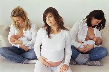► Насколько реально забеременеть при кормлении грудью? Возможно ли в принципе наступление беременности во время грудного вскармливания? 