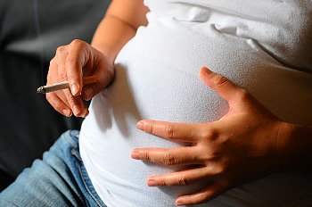 ► Курение во время беременности