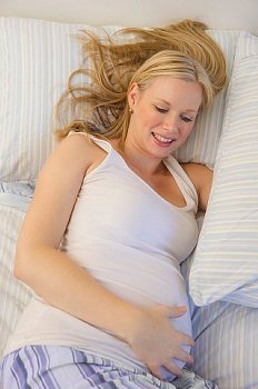 ► Причины, симптомы и лечение тонуса матки в третьем триместре беременности