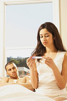 ► Хотите узнать, возможна ли беременность сразу после месячных? Рассказываем, какие женщины могут забеременеть сразу же после окончания менструации!