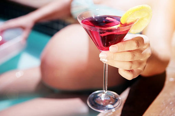 ► Какое влияние оказывает алкоголь во время беременности на плод? Представляем последствия употребления спиртного при беременности!