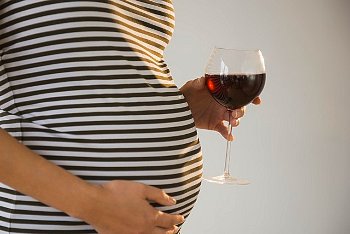 Последствия употребления алкоголя во время беременности