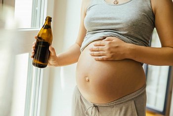► Можно ли пить пиво во время беременности