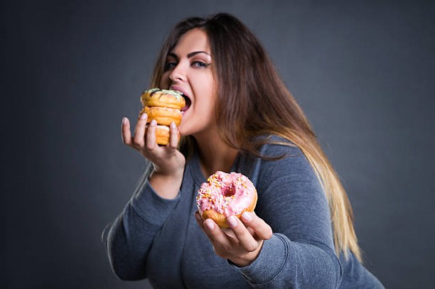 ► 5 признаков того, что вы едите слишком много жира
