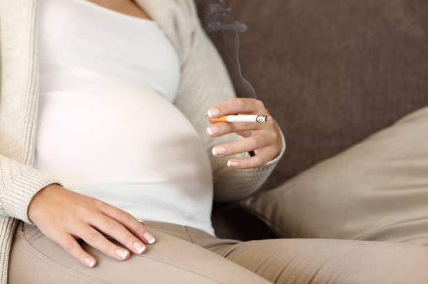 ► Курение матери может лишить потомства ее сыновей
