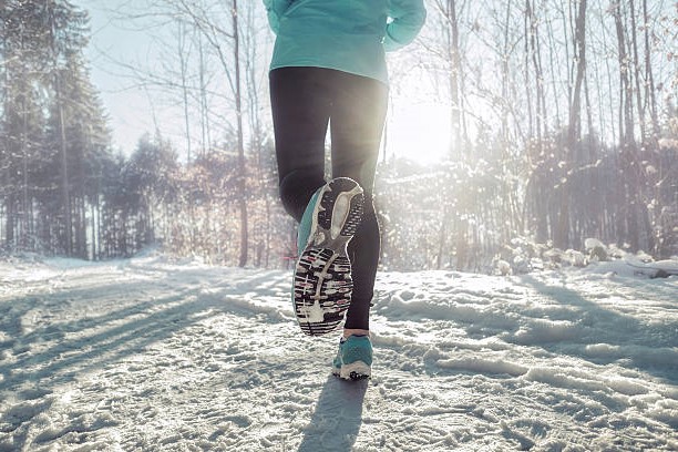 ► Как правильно заниматься пробежками зимой?