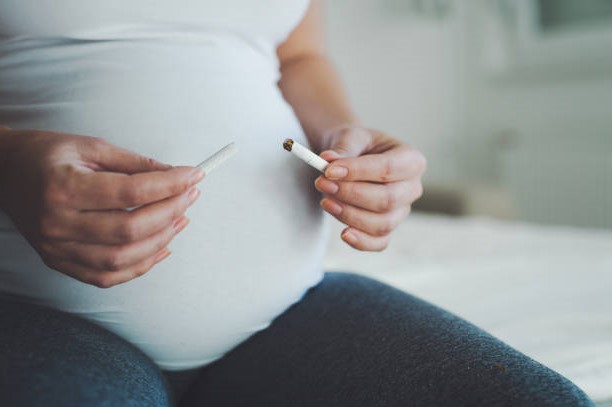► Тысячи женщин смогли родить, бросив курить