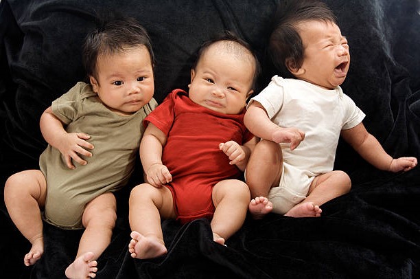 ►  Китаянка родила тройняшек с интервалом в шесть дней